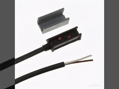 Cụm cáp đúc sẵn Herth+Buss để kết nối cho thanh đèn trên xe tải cảnh sát